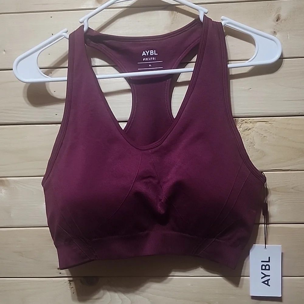 AYBL Sports Bra Size XL NWT Burgandy